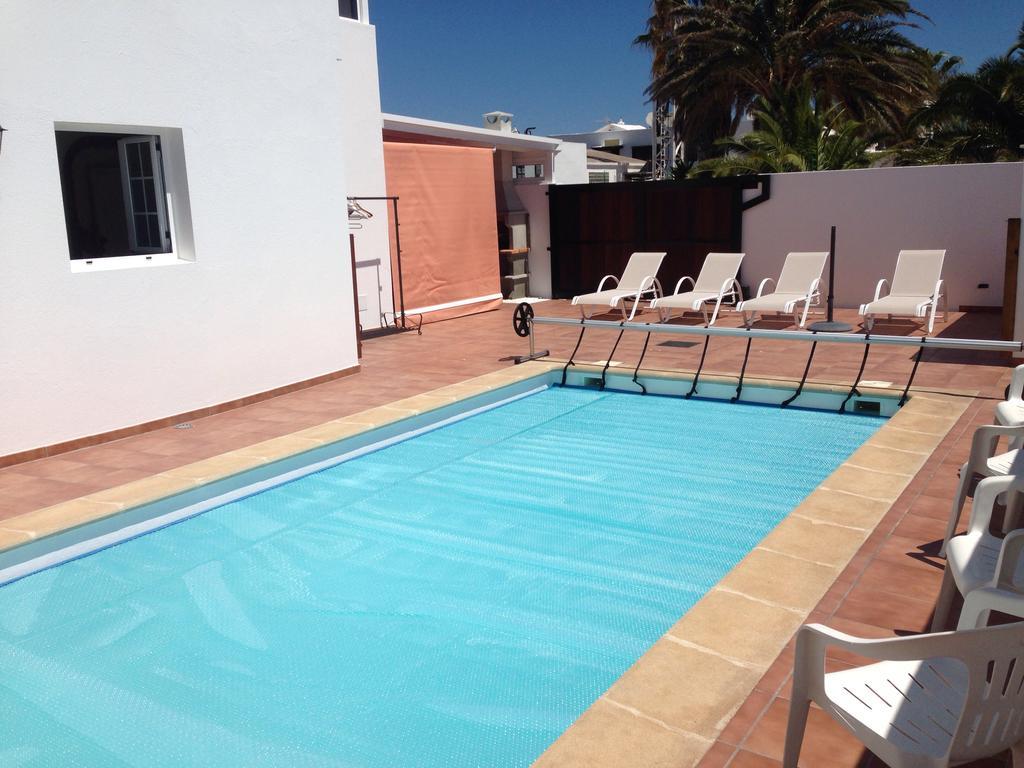 Villa Webb Puerto del Carmen  Exteriör bild