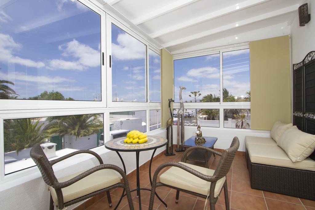 Villa Webb Puerto del Carmen  Exteriör bild